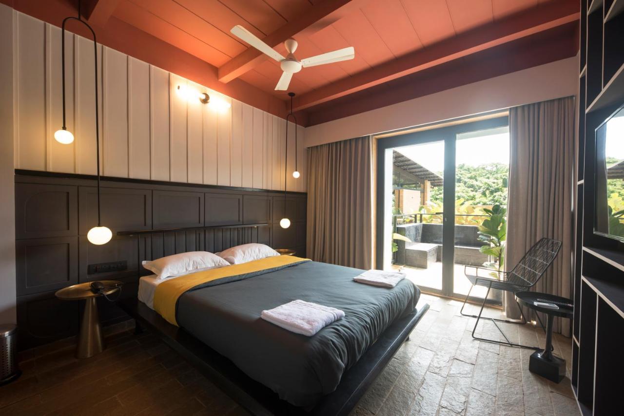 East India House Hotel Gorai Eksteriør billede